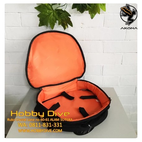 Akona Pro Regulator Bag (Triagle) - 672 Cu In